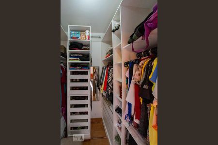 Apartamento à venda com 173m², 4 quartos e 2 vagasCloset da suíte