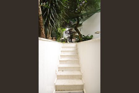 Casa à venda com 424m², 5 quartos e 4 vagasÁrea de Serviço