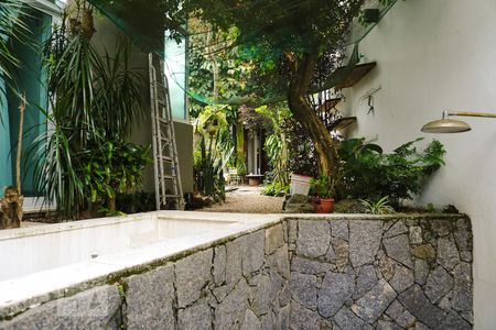 Casa à venda com 424m², 5 quartos e 4 vagasÁrea de Serviço