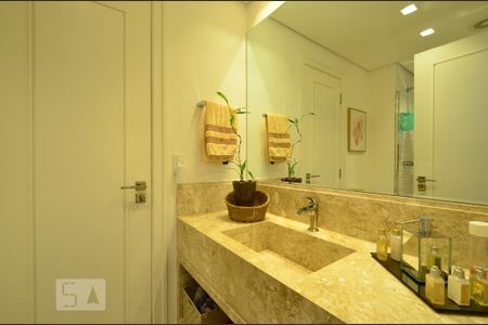 Apartamento para alugar com 108m², 3 quartos e 2 vagasBanheiro da Suíte 2