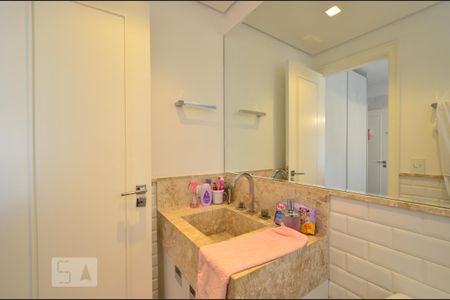 Apartamento para alugar com 108m², 3 quartos e 2 vagasBanheiro da Suíte 1
