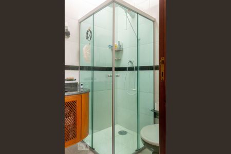 Casa à venda com 194m², 3 quartos e 3 vagasBanheiro 1 Suíte 1