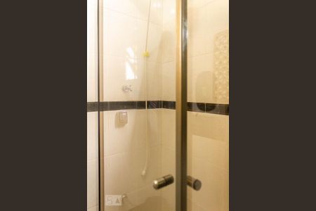 Casa à venda com 194m², 3 quartos e 3 vagasBanheiro Suíte 3