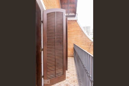 Casa à venda com 194m², 3 quartos e 3 vagasVaranda Suíte 1