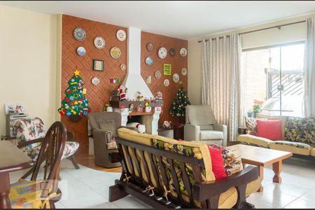 Sala de Estar de casa à venda com 3 quartos, 194m² em Jardim Umuarama, São Paulo