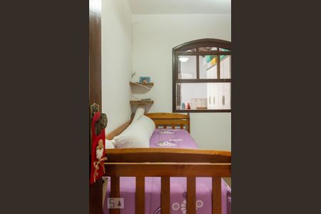 Casa à venda com 194m², 3 quartos e 3 vagasSuíte 2