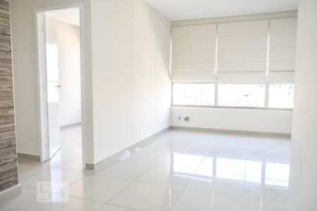 Sala de apartamento para alugar com 2 quartos, 70m² em Carandiru, São Paulo