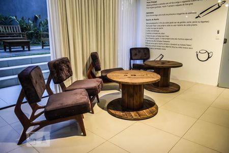 Apartamento para alugar com 70m², 2 quartos e 1 vagaSalao de Festa