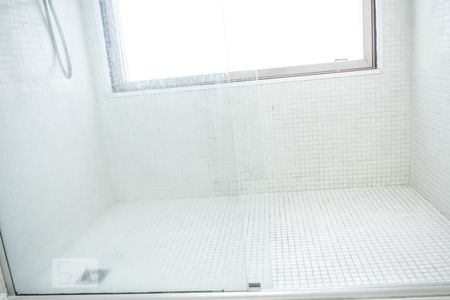 Apartamento para alugar com 70m², 2 quartos e 1 vagaSuíte