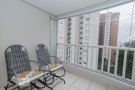 Apartamento para alugar com 79m², 3 quartos e 2 vagasVaranda