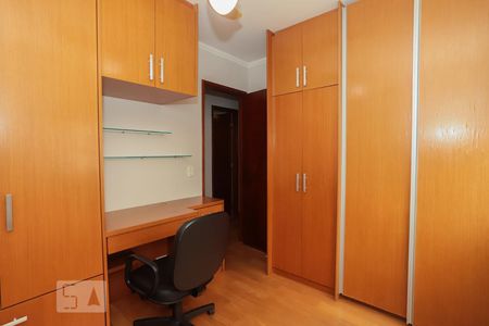 Apartamento para alugar com 79m², 3 quartos e 2 vagasQuarto 2