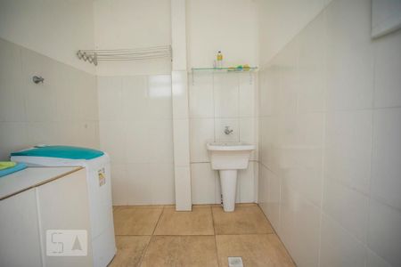 Casa à venda com 350m², 3 quartos e 8 vagasÁrea de Serviço