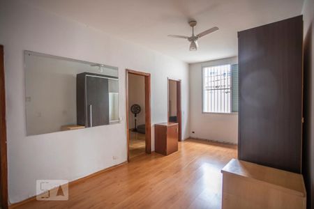 Casa à venda com 350m², 3 quartos e 8 vagasSuíte 2