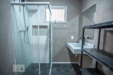 Casa à venda com 350m², 3 quartos e 8 vagasBanheiro Suíte