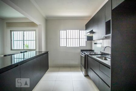 Casa à venda com 350m², 3 quartos e 8 vagasCozinha