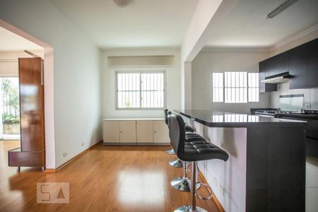 Casa à venda com 350m², 3 quartos e 8 vagasCozinha