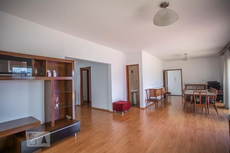 Sala de Estar de casa à venda com 3 quartos, 350m² em Jardim Oriental, São Paulo