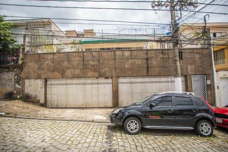 Casa à venda com 350m², 3 quartos e 8 vagasFachada