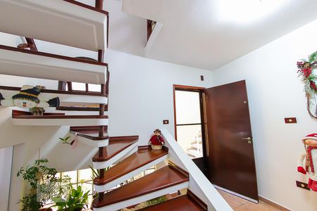 Casa à venda com 250m², 3 quartos e 2 vagasHall