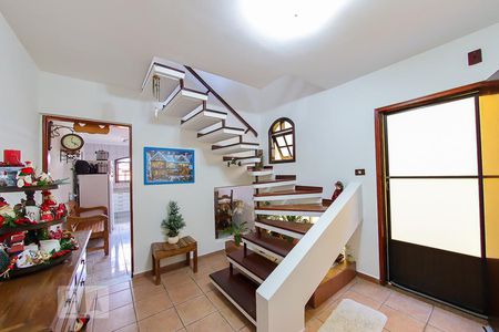 Casa à venda com 250m², 3 quartos e 2 vagasHall