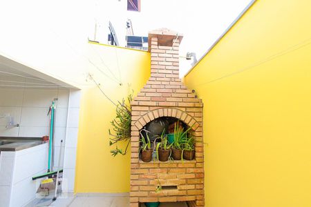Casa à venda com 250m², 3 quartos e 2 vagasQuintal - Churrasqueira