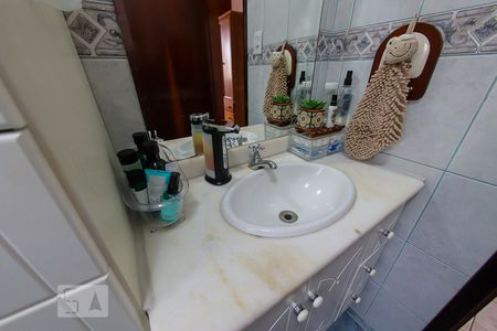 Casa à venda com 250m², 3 quartos e 2 vagasBanheiro da Suite 2