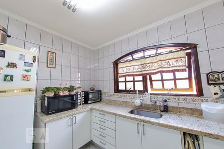 Casa à venda com 250m², 3 quartos e 2 vagasCozinha