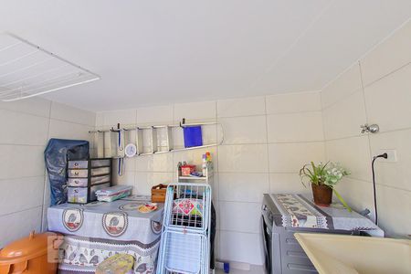 Casa à venda com 250m², 3 quartos e 2 vagasArea de Serviço