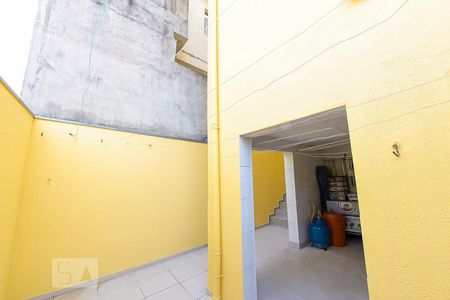 Casa à venda com 250m², 3 quartos e 2 vagasQuintal