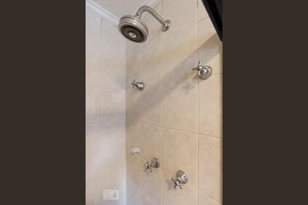 Apartamento para alugar com 100m², 3 quartos e 2 vagasChuveiro