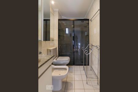 Apartamento para alugar com 100m², 3 quartos e 2 vagasBanheiro da Suíte