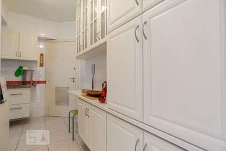 Apartamento para alugar com 100m², 3 quartos e 2 vagasCozinha