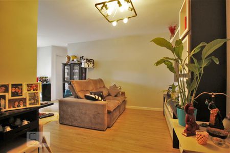 Apartamento à venda com 63m², 2 quartos e 1 vagaSala