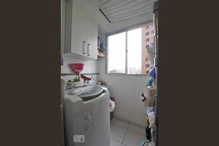 Apartamento à venda com 63m², 2 quartos e 1 vagaÁrea de Serviço