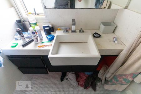 Apartamento à venda com 200m², 2 quartos e 3 vagasBanheiro