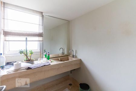 Apartamento à venda com 200m², 2 quartos e 3 vagasLavabo