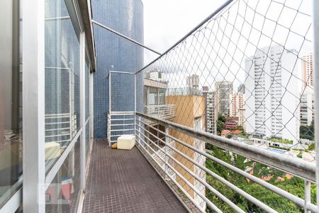 Apartamento à venda com 200m², 2 quartos e 3 vagasVaranda Superior