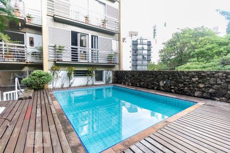 Apartamento à venda com 200m², 2 quartos e 3 vagasÁrea comum - Piscina