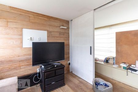 Sala 2 de apartamento à venda com 2 quartos, 200m² em Vila Mariana, São Paulo