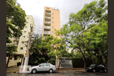 Apartamento à venda com 200m², 2 quartos e 3 vagasFachada
