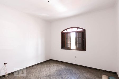 Casa para alugar com 500m², 2 quartos e 6 vagas Casa para alugar com 500m², 2 quartos e 6 vagasQuarto