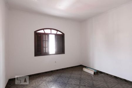 Casa para alugar com 500m², 2 quartos e 6 vagas Casa para alugar com 500m², 2 quartos e 6 vagasQuarto