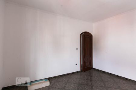 Casa para alugar com 500m², 2 quartos e 6 vagas Casa para alugar com 500m², 2 quartos e 6 vagasQuarto