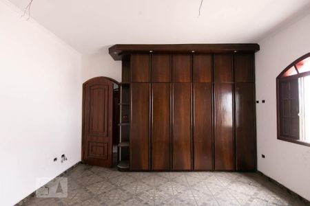 Casa para alugar com 500m², 2 quartos e 6 vagas Casa para alugar com 500m², 2 quartos e 6 vagasSuíte