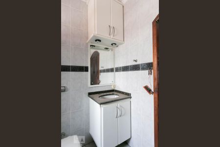 Casa para alugar com 500m², 2 quartos e 6 vagas Casa para alugar com 500m², 2 quartos e 6 vagasBanheiro