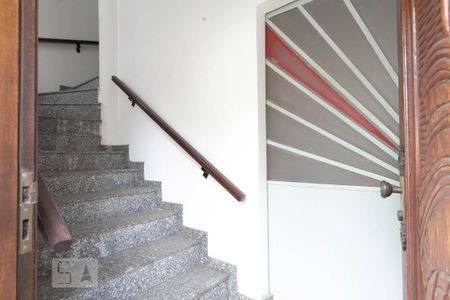 Casa para alugar com 500m², 2 quartos e 6 vagas Casa para alugar com 500m², 2 quartos e 6 vagasEntrada