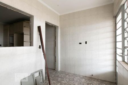 Casa para alugar com 500m², 2 quartos e 6 vagas Casa para alugar com 500m², 2 quartos e 6 vagasÁrea de Serviço