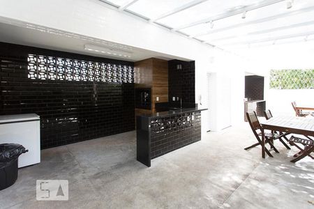 Apartamento à venda com 166m², 4 quartos e 2 vagasChurrasqueira