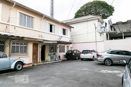Casa para alugar com 80m², 2 quartos e 1 vagaFachada