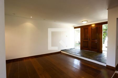 Sala 1 de casa para alugar com 3 quartos, 450m² em Retiro Morumbi, São Paulo